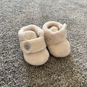 0/1 baby Uggs